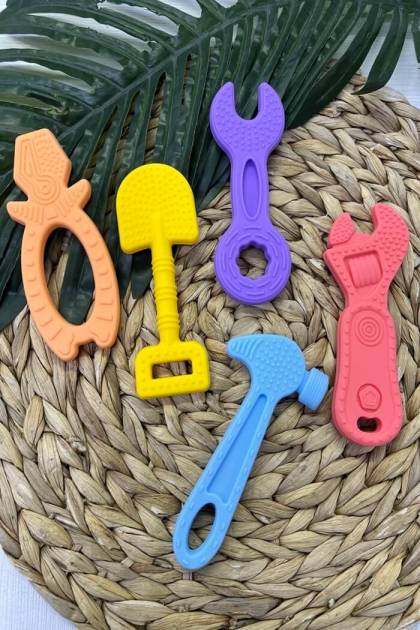 Грызунок прорезыватель инструменты (Цвет: Фиолетовый, Рисунок: Ключ гаечный)