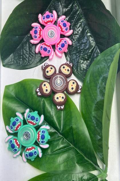 Игрушка спинер стич и лабубу (Цвет: Розовый, Рисунок: Стич)